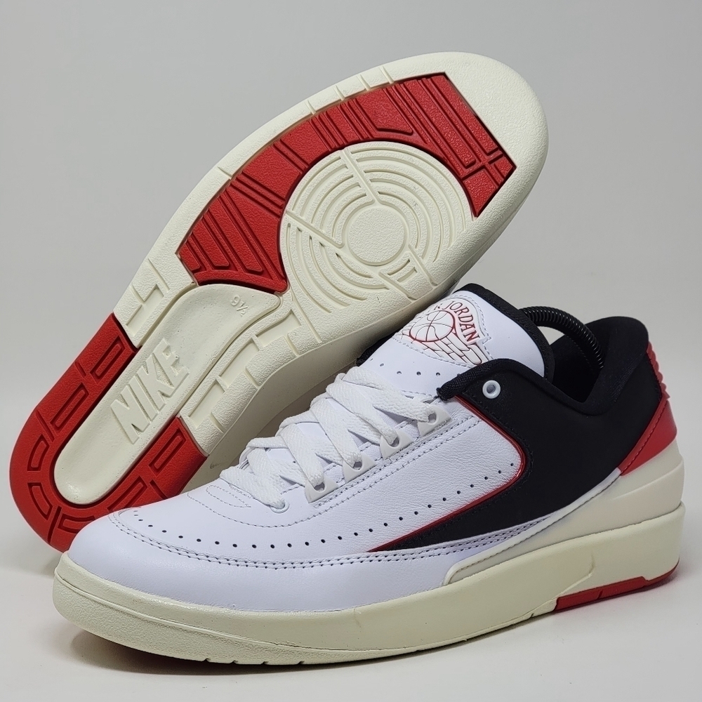 Nike Air Jordan 2 Retro Low Chicago Women's Size 11 Sneakers FD4849-106 New